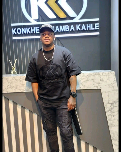 Konkhe Heavyweight Classic Unisex Oversized T-Shirts- The Black Crown