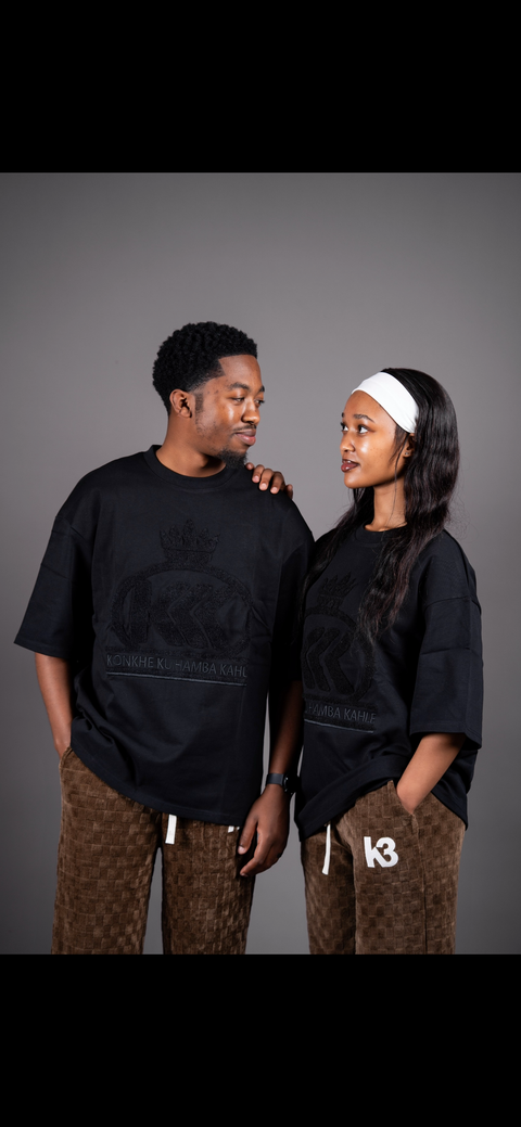 Konkhe Heavyweight Classic Unisex Oversized T-Shirts- The Black Crown