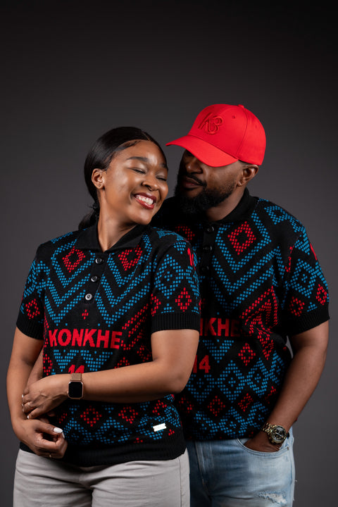 Konkhe 14 Ultra Blue & Red Unisex Golfer T-shirts