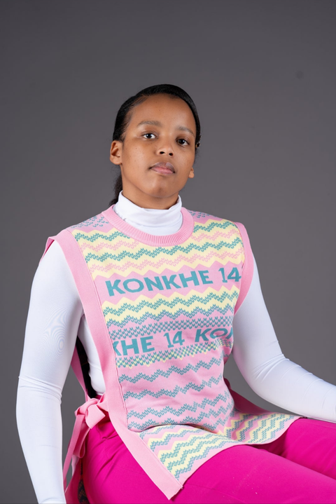 Konkhe 14 Pink Bib Vest Knitted