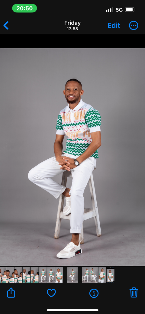 Konkhe 14 unisex knitted Festive Edition – Golfer