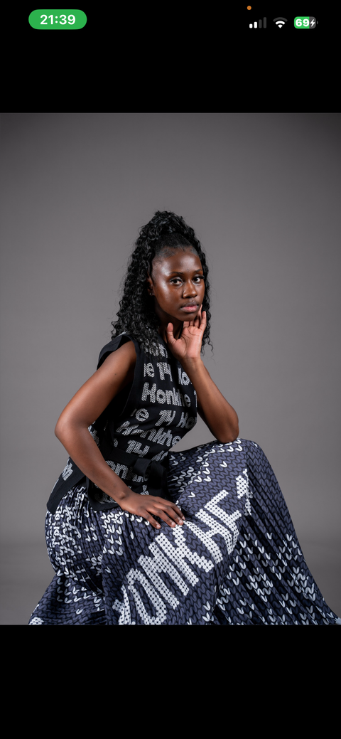 iNdlovukazi Konkhe 14 B/W Skirt